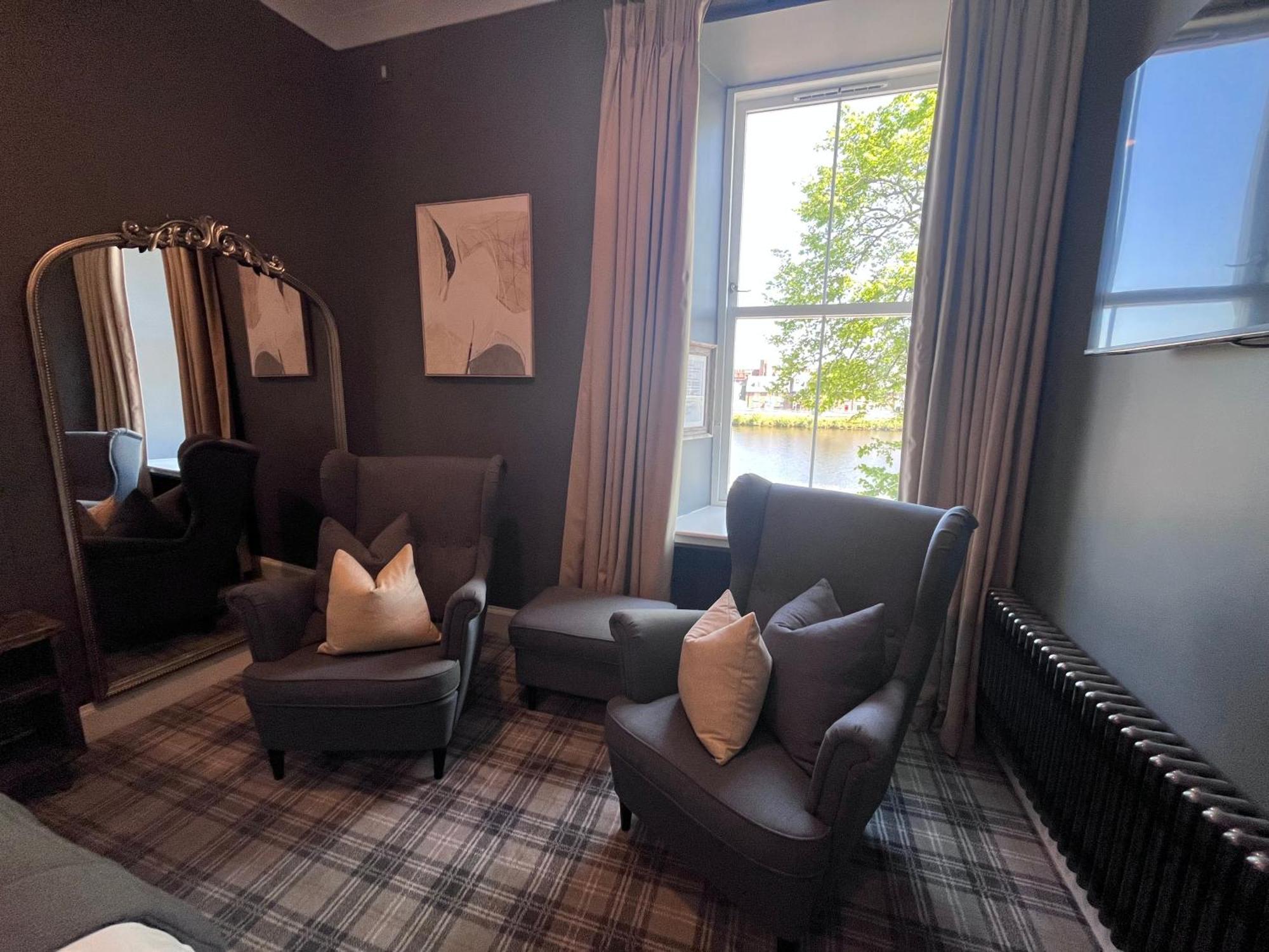 Fraser House Inverness Bagian luar foto